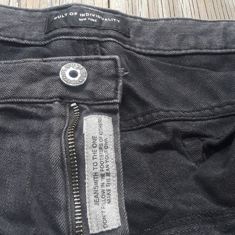 Cult of Individuality distress rip jean - Picture 4 of 15